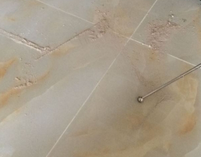 潜江瓷砖空鼓维修公司分享粘合剂选择不当在瓷砖铺贴过程中可能导致以下问题